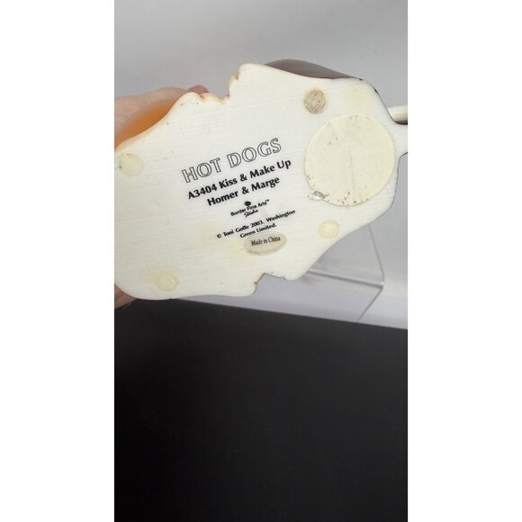 Hot Dogs A3404 8in Kiss & Make Up Homer Marge Resin Figurine 2001 Collectible - Picture 4 of 5